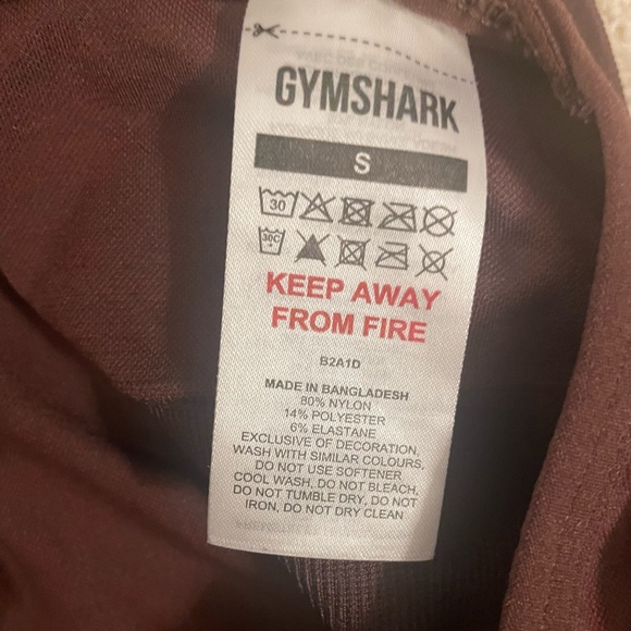 BURGUNDY GYMSHARK SPORTS BRA SIZE SMALL - Picture 4 of 4